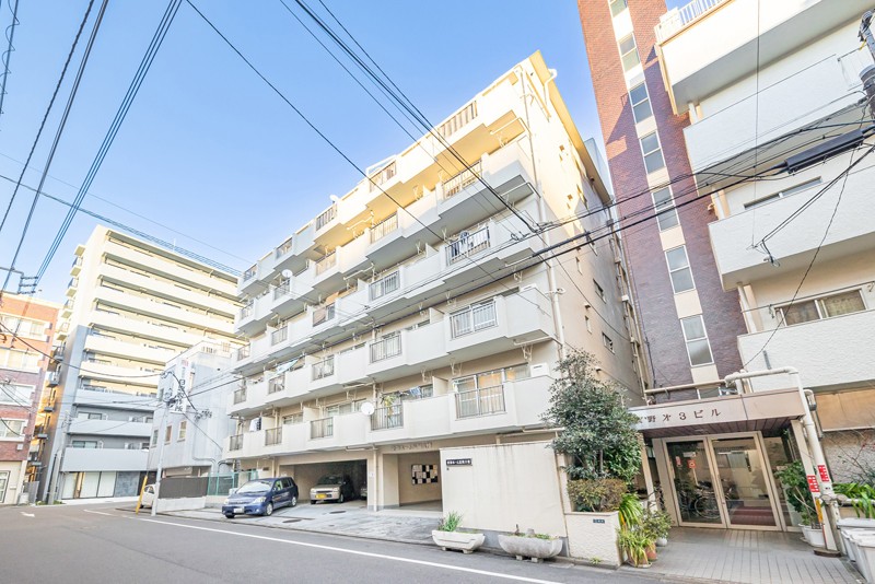 気持ち良い風が吹き抜ける心地よいロケーション。「門前仲町」駅徒歩6分の好立地がオン・オフどちらも充実させてくれます♪