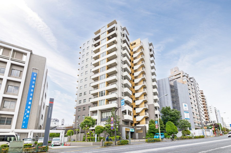 山手線内側ならではの3駅4路線利用可♪「新宿」や「渋谷」も乗り換えなしでダイレクトアクセスでき、最先端の都市を楽しむ休日の選択肢も豊かに広がります。