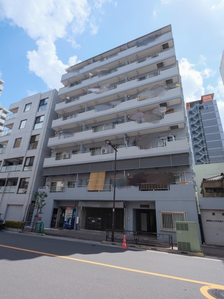 『浅草』駅徒歩３分、『田原町』駅徒歩５分のアクセス至便な立地です！耐震改修工事済みで安心の新耐震基準適合マンションです。