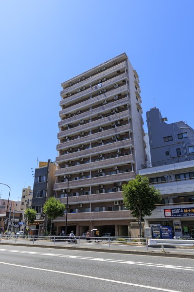 平成19年共用部大規模修繕工事実施済み◎長期修繕計画ありの管理体制良好なマンションです。周辺にはコンビニ、複数のスーパーが揃い、生活至便な住環境です。