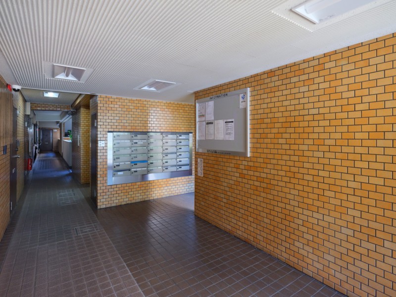 時の流れと共に魅力が深まり、住まう方が大切に紡いできたマンションです。定期的に修繕工事を行っており、管理体制良好です。