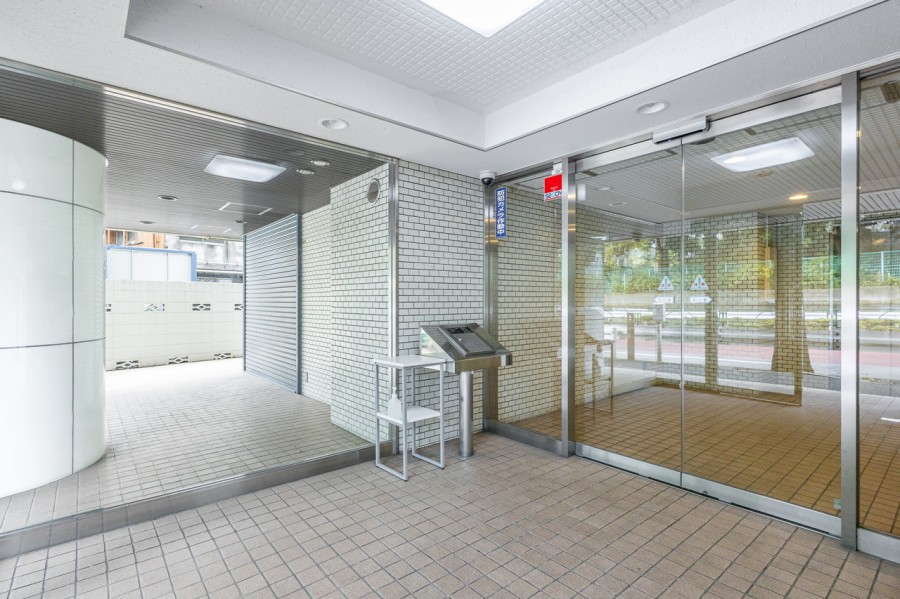 六本木ヒルズ、表参道ヒルズ、東京ミッドタウンなどが徒歩圏内。ショップやレストラン、美術館など豊富なお出かけスポットが日々の生活に華やぎを与えてくれます。