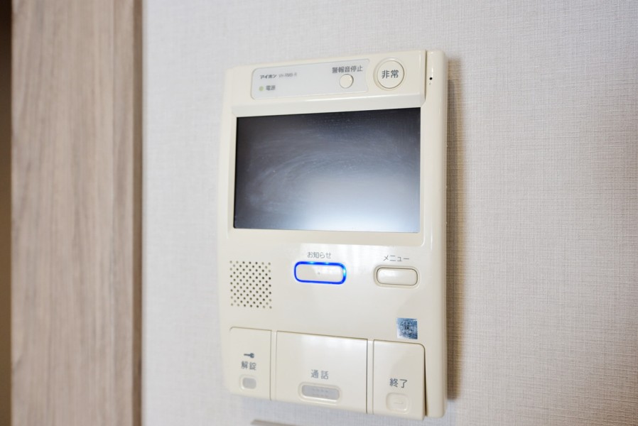 インターホン