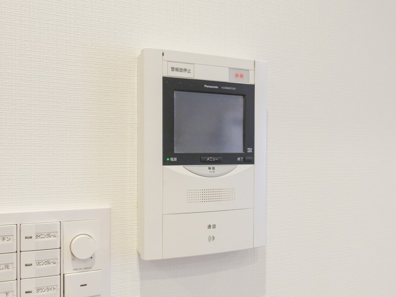 ◆食器洗浄乾燥機◆家事の時間を短縮できる優れもの。さらに節水・節約を同時に行うことができるので、大変人気があり重宝します。