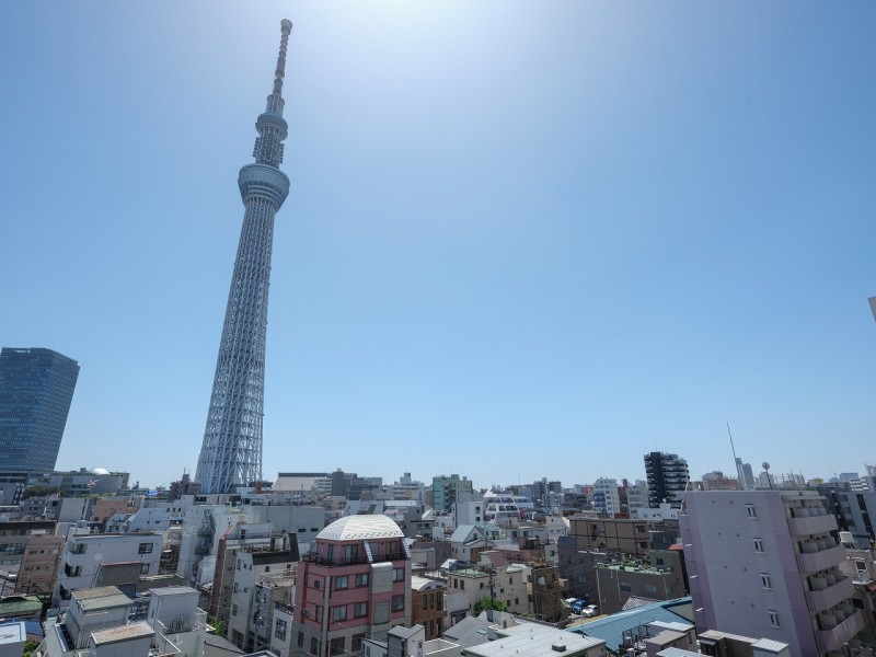 スカイツリービューの開放感ある眺望が楽しめるお部屋です。前面には高い建物がないので、都心らしい眺望がお楽しみいただけます。