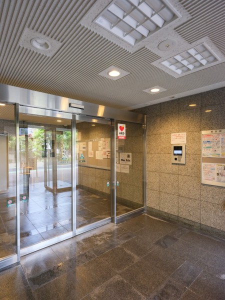 ◆オートロック◆居住者以外の侵入を拒み、不審者や不要なセールスを撃退することができます。安心感を得られるのも大きなポイントです。