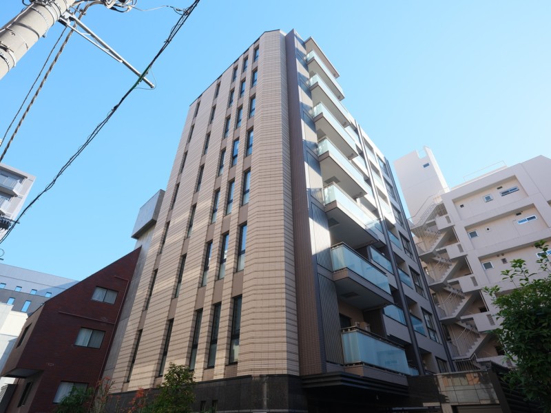 羨望の地「赤坂」アドレスに佇むマンションです。７路線６駅が利用でき、アクセス便利・充実した住環境です。