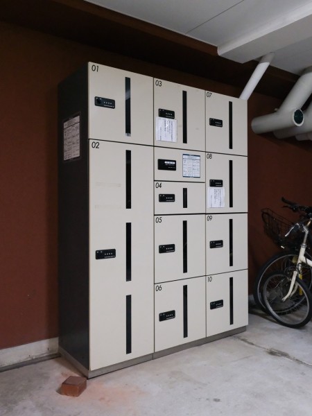 ◆宅配ボックス◆24時間いつでも荷物を受け取ることができるので、配達時間を気にせず過ごすことができます。対面での接触機会を最小限にでき、ウイルス対策の観点からも人気の設備です。