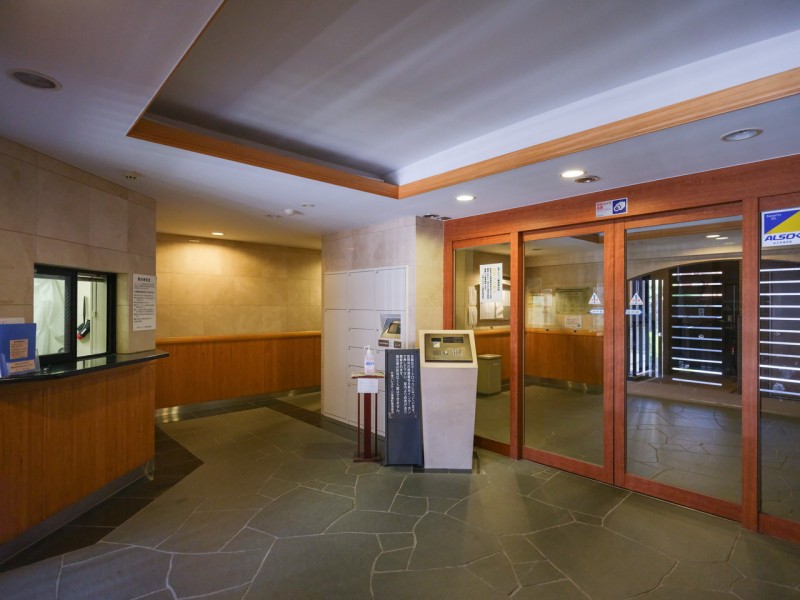 ◆オートロック◆居住者以外の侵入を拒み、不審者や不要なセールスを撃退することができます。安心感を得られるのも大きなポイントです。