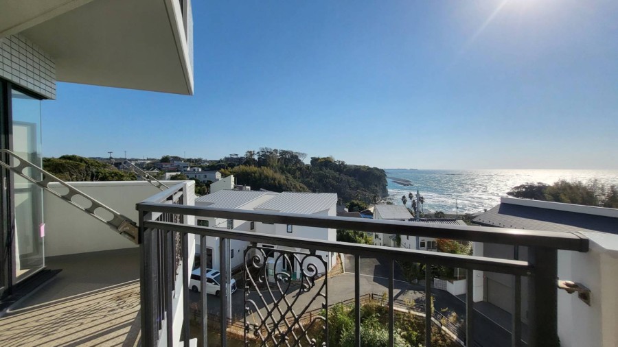 南向きバルコニーですので、陽当り・眺望良好です。爽やかな風が感じられるリフレッシュにぴったりな空間です。