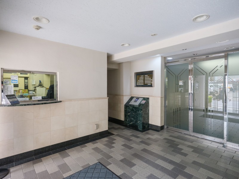 ◆オートロック◆居住者以外の侵入を拒み、不審者や不要なセールスを撃退することができます。安心感を得られるのも大きなポイントです。