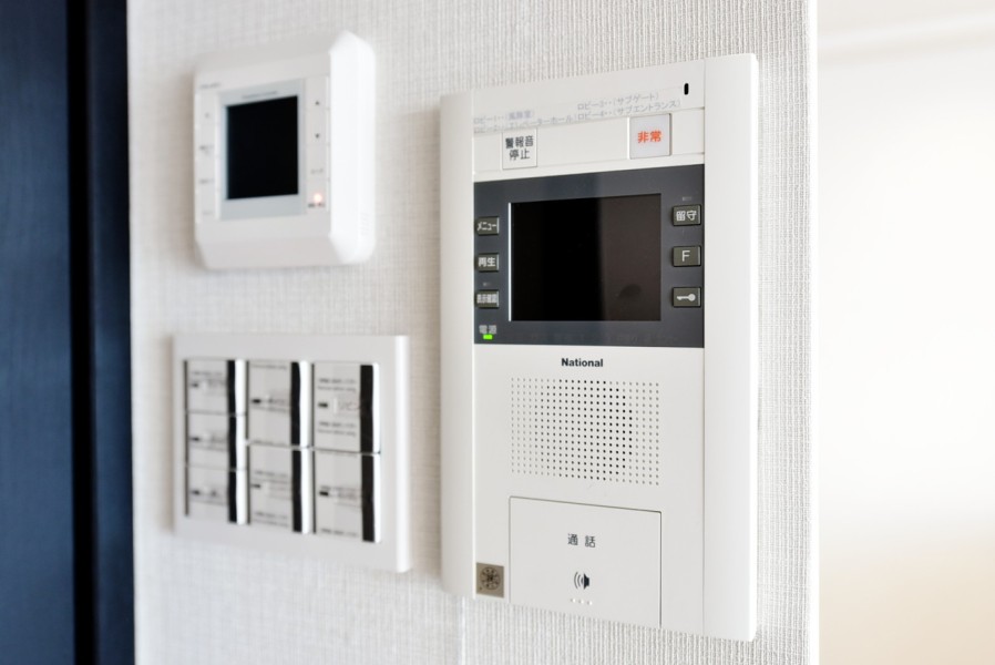 インターホン