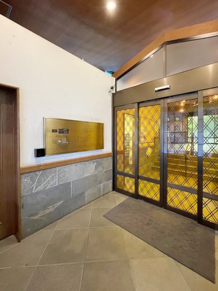 ◆オートロック◆居住者以外の侵入を拒み、不審者や不要なセールスを撃退することができます。安心感を得られるのも大きなポイントです。