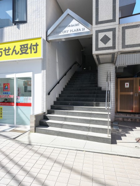 令和4年に共用部給水管更生・一部更新工事、令和3年給湯管リニューアル工事実施済◎目の届かない箇所まで、定期的に共用部の修繕工事を行っているマンションです。