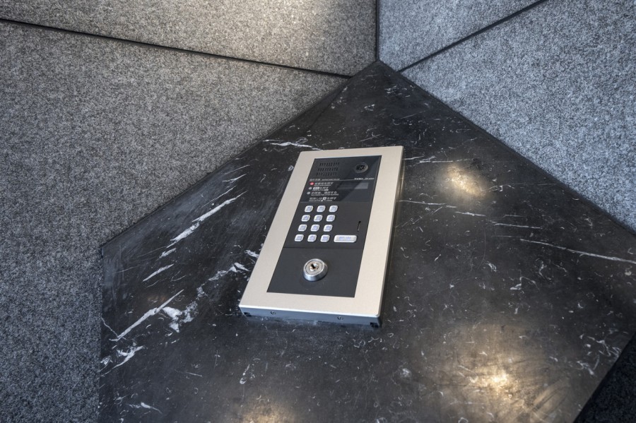 ◆オートロック◆居住者以外の侵入を拒み、不審者や不要なセールスを撃退することができます。安心感を得られるのも大きなポイントです。