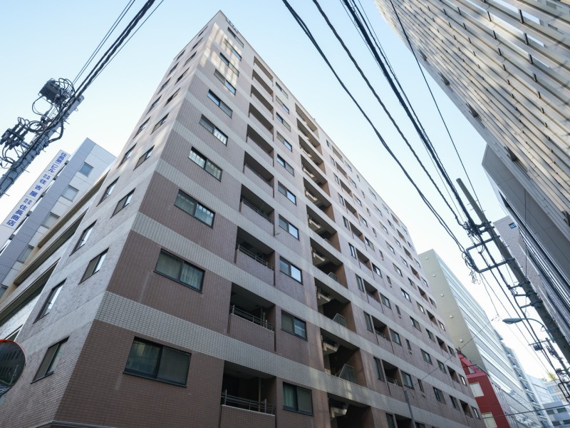 『小伝馬町』駅徒歩2分 、徒歩10分圏内に5駅6路線利用可能な利便性良好なマンションです。近隣には、金融機関、コンビニ、スーパー等もございます。