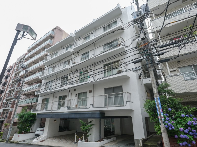 ビッグターミナル『横浜』駅が徒歩5分！毎日の通勤通学やショッピングにも便利な好立地。2022年に共用部大規模修繕工事も実施しています