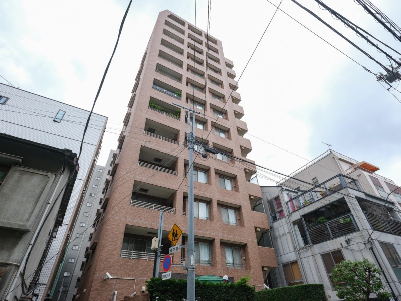 三井不動産㈱旧分譲、人気の〈パークホームズ〉シリーズのマンション。シビックセンター、ラクーア、東京ドーム等が徒歩圏の人気の立地です。ゆとり溢れる都心暮らしが楽しめます！