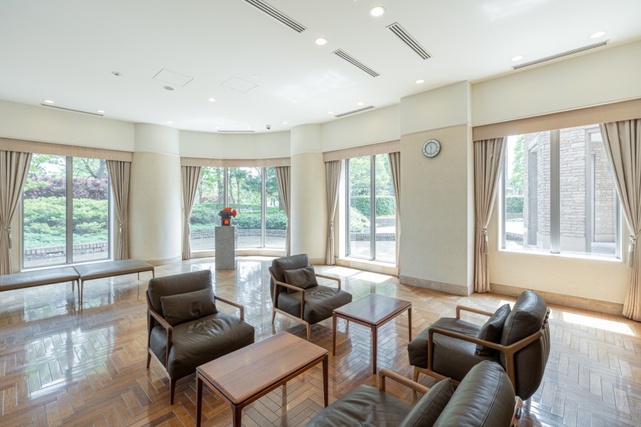 24時間有人管理のため、セキュリティはもちろん、清掃も行き届いている共用部分です。住まう人々の憩いの場になっています。