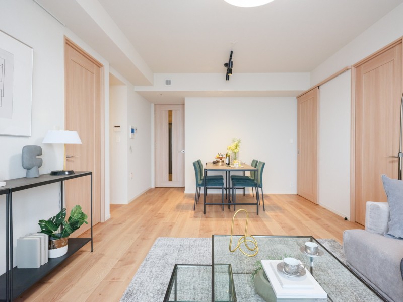 リビングダイニングが独立しているので、お客様にプライベートな空間を見られずに済み、パーソナルスペースを確保できるのが嬉しいポイントです。