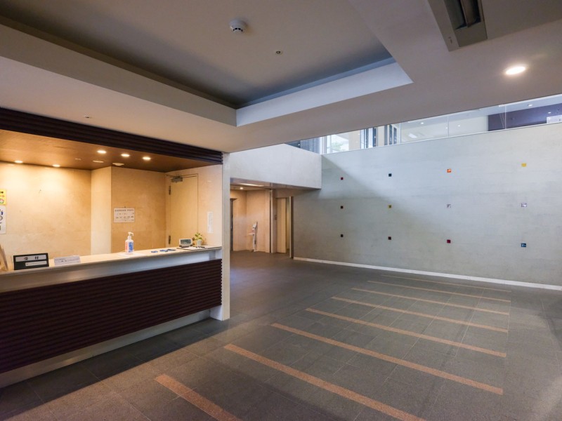 パーティールームやフィットネススタジオ、キッズルーム・ベビールーム、クラフトルーム、インターネットカフェラウンジ等、暮らしが彩る共用施設が充実しています。