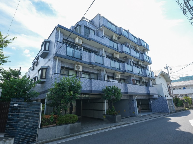 『鶴見市場』駅徒歩５分、分譲駐車場付きのマンションです。定期的に修繕工事を行っており管理体制良好◎2019年共用部大規模修繕工事実施済です。