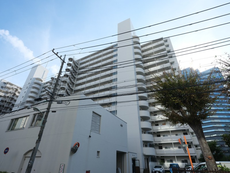 ビジネス街としても暮らす街としても魅力的な「大崎」エリア。ゲートシティ大崎や大崎ニューシティなどがあり、利便性も充実しています。春には目黒川沿いの桜を存分にお愉しみいただけます。