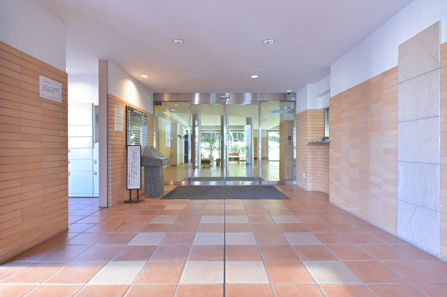 辻堂海岸やサザンビーチをはじめ、ジャンボプールが併設された県立辻堂海浜公園などのメジャースポットが充実。悠々と心穏やかに過ごせる住まいです。ペット飼育可(規約有)