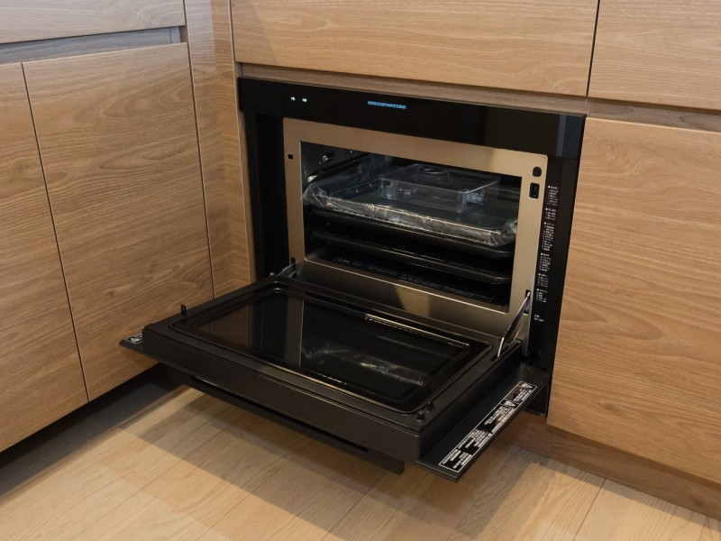 オーブンレンジを新規設置しました。レンジ機能、オーブン機能、グリル機能が搭載された調理家電です。お料理のメニューの幅が広がりそうです♪