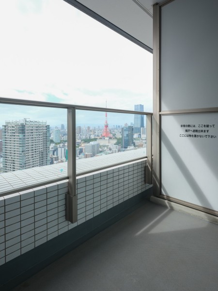 「東京タワー」を望むことができるバルコニーです♪タワーレジデンスで叶える開放的な暮らしが叶う住まいとなりそうです。