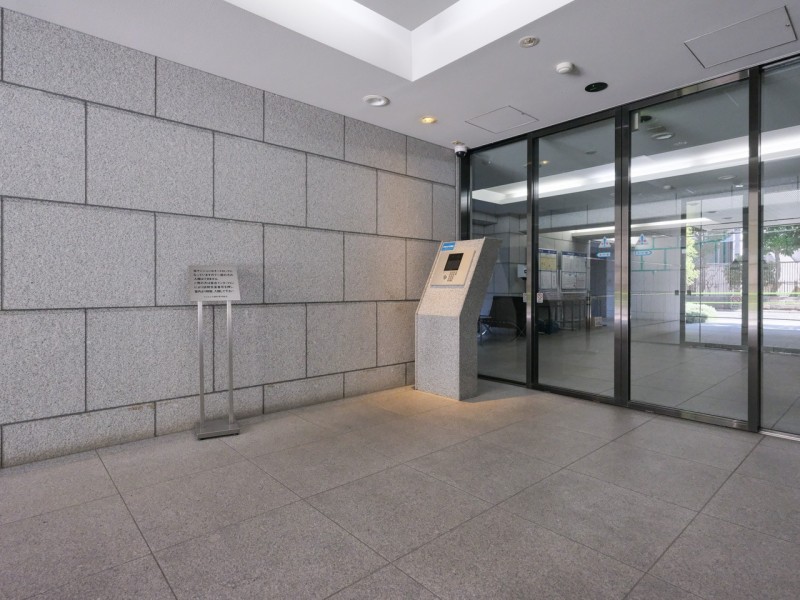 ◆オートロック◆居住者以外の侵入を拒み、不審者や不要なセールスを撃退することができます。安心感を得られるのも大きなポイントです。