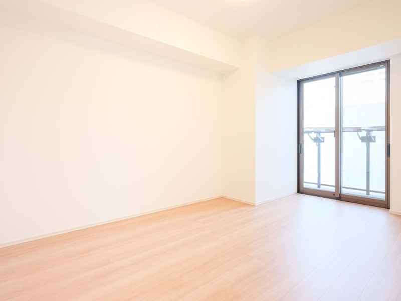 洋室1には頼もしい収納力を持つウォークインクローゼットを備え付けました。居室部分を広々とお使いいただけます。