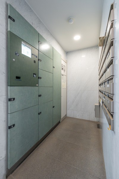 ◆宅配ボックス◆24時間いつでも荷物受け取りが可能。配達時間を気にせず過ごすことができます。ウイルス対策の観点からも人気の設備です。