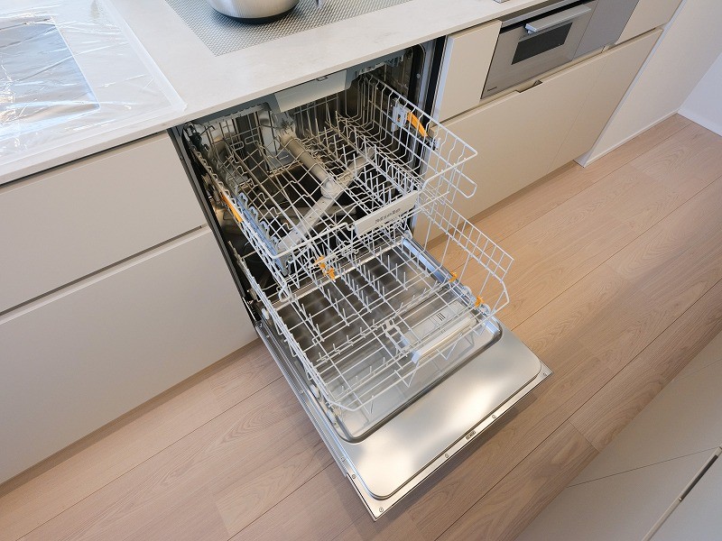 ◆食器洗い機◆家事の時間を短縮できる優れもの。さらに節水・節約を同時に行うことができるので、大変人気があり重宝します