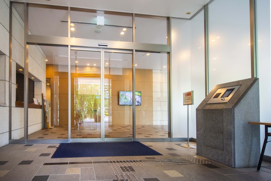 ◆オートロック◆居住者以外の侵入を拒み、不審者や不要なセールスを撃退することができます。安心感を得られるのも大きなポイントです。