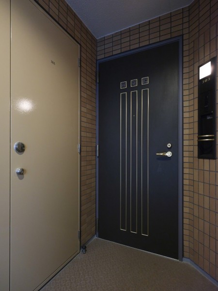 ◆トランクルーム◆施錠ができ、24時間自由に出し入れできてうれしい。普段はあまり使わない荷物を収納すれば、家の中がスッキリ片付くので居室を広く使えます。