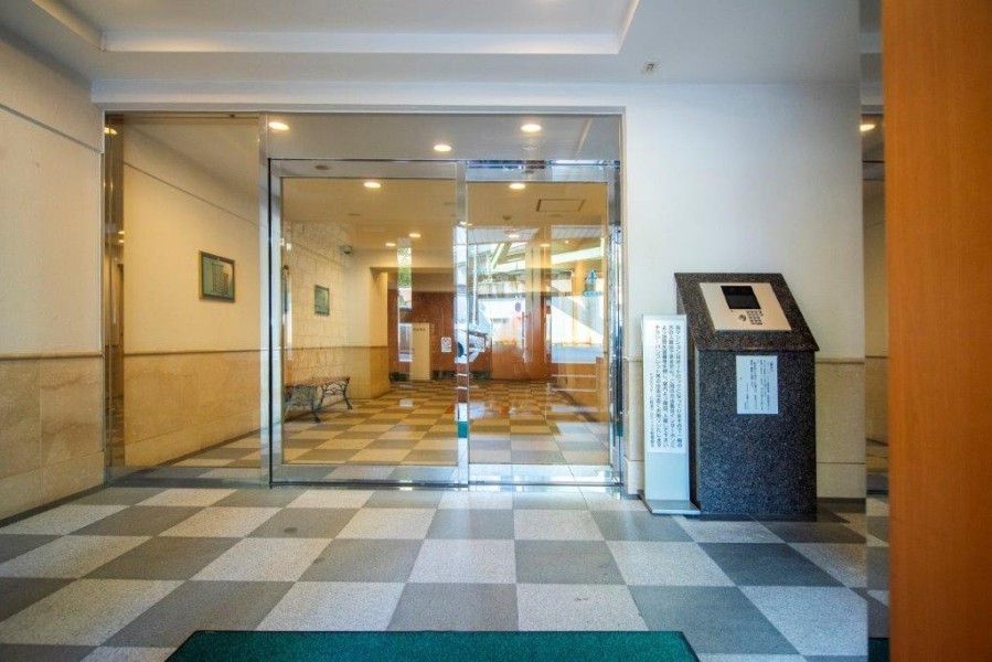 ◆オートロック◆居住者以外の侵入を拒み、不審者や不要なセールスを撃退することができます。安心感を得られるのも大きなポイントです。