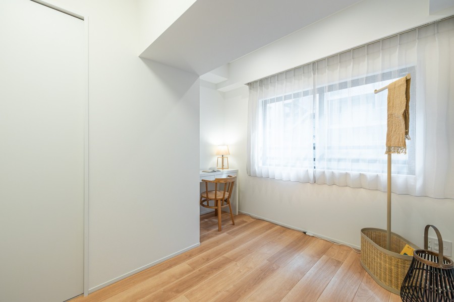 洋室2はリビングから一番遠く、プライベート性が高いお部屋です。