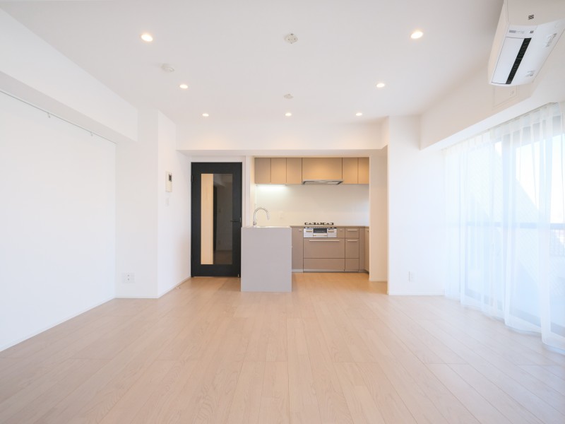 心地よい時間が流れるお部屋は、毎日が忙しいあなたもほっと一息つける安らぎの空間です。