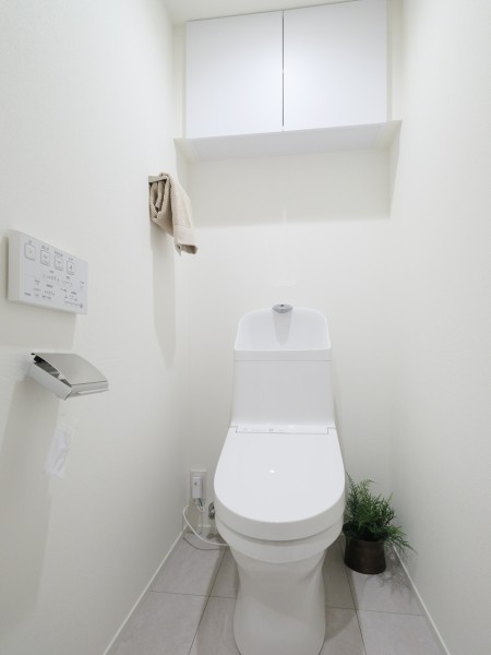 シンプルで安らぎが宿るレストルームです。毎日使う場所だからこそ、清潔感と使いやすさを考慮した空間です。