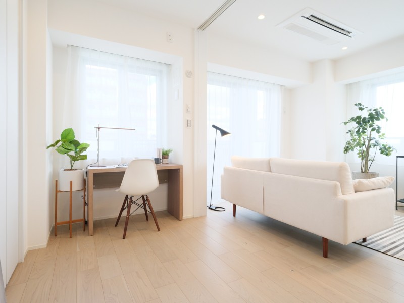 普段は引き戸を開放し拡張リビングとして使ったり、来客時は引き戸を閉めてプライベート空間を隠したり、フレキシブルにお使いいただけます。