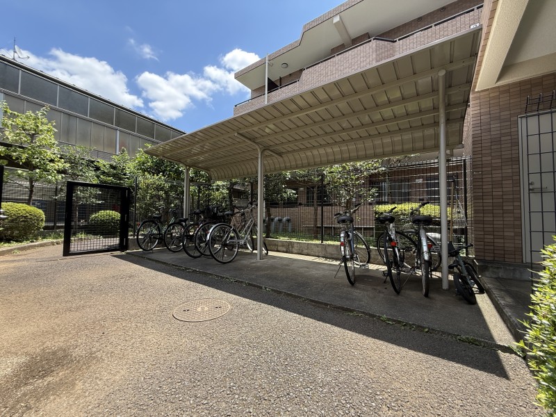 ◆駐輪場◆生活圏が広がる駐輪場を完備しています。自転車利用で足を延ばせば、暮らしがさらに便利になりますね。※空き状況は変化することがございますのであらかじめご了承ください。