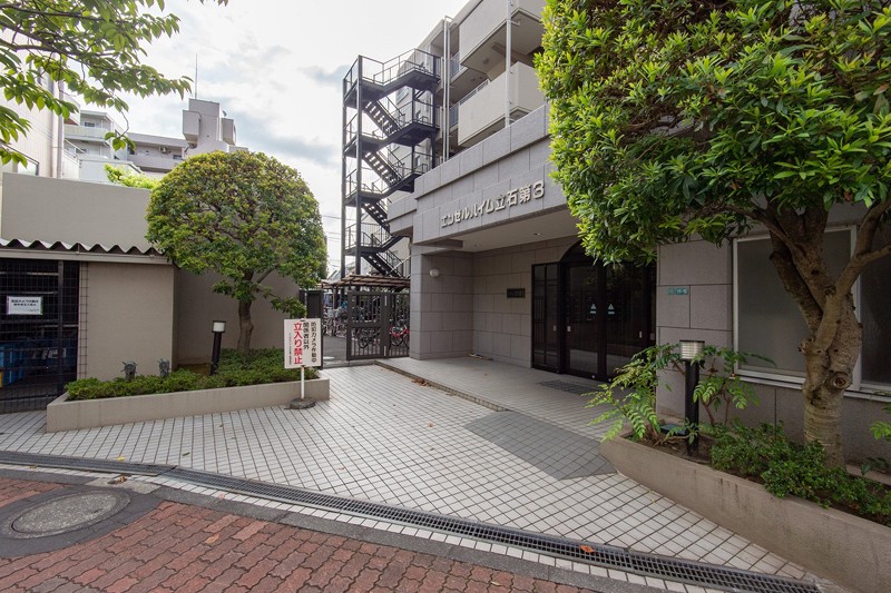 都営浅草線直通『京成立石』駅徒歩5分。駅前再開発で暮らしやすいエリアです。