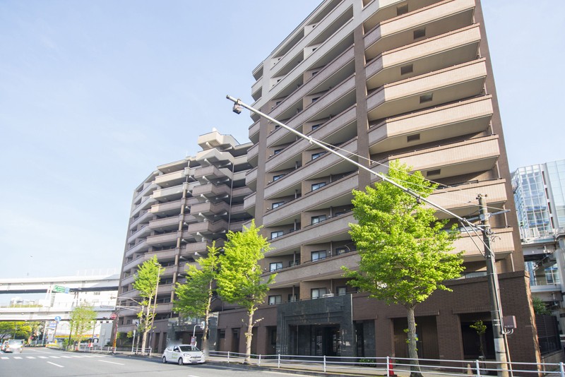 『横浜』駅まで平坦。総戸数100戸のビッグコミュニティです。