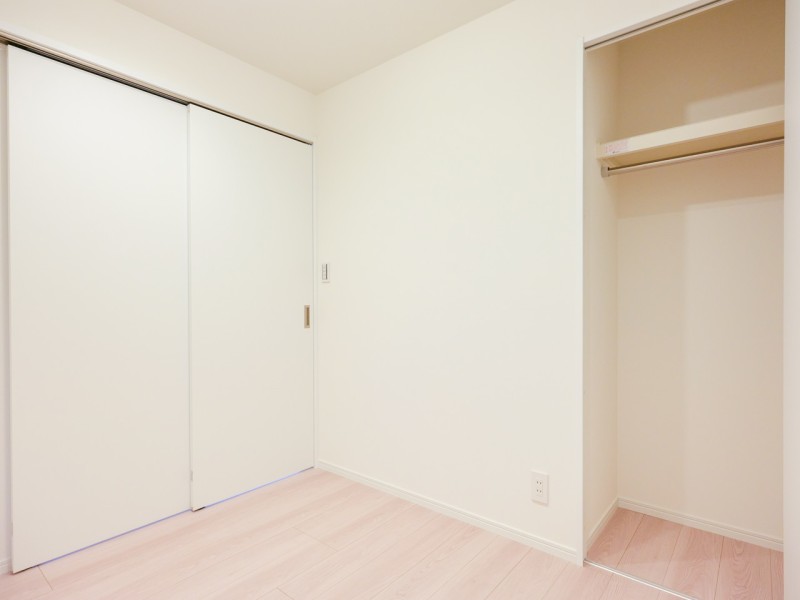 洋室3はワークスペースや書斎としても快適にご利用いただけるお部屋です。