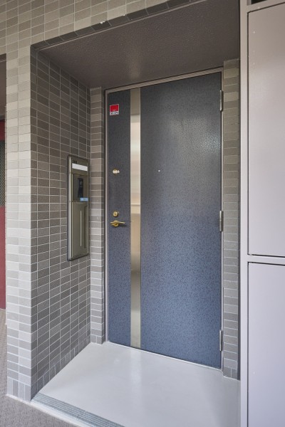 2024年共用部大規模修繕工事実施済みで管理体制が良好なマンションです。徒歩10分圏内にスーパーやコンビニなどがあり、住環境も良好となっております。