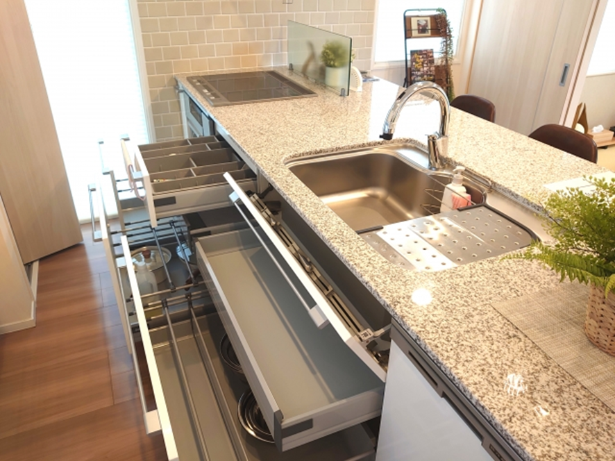 システムキッチン収納の基本