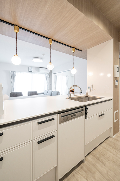 事例③ II型キッチンに海外製の大型食洗機