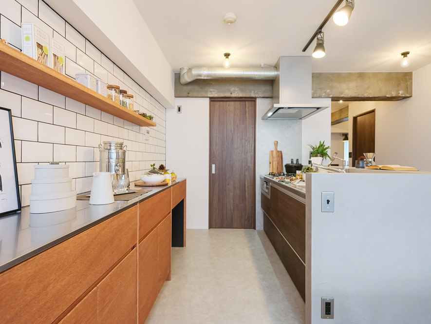 事例①クリナップのシステムキッチン